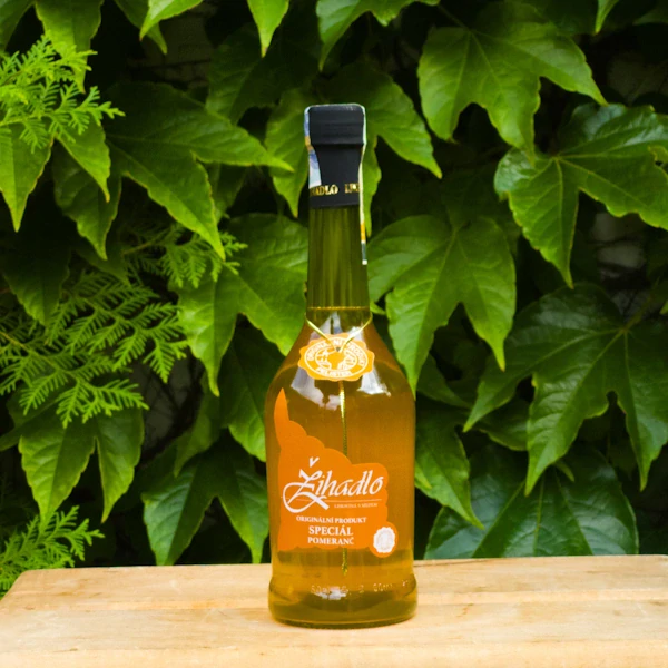 Medový likér Žihadlo 40% Pomeranč 0,5 L