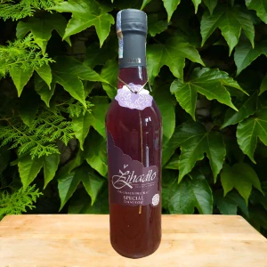 Medový likér Žihadlo 40% Černý rybíz 0,5 L
